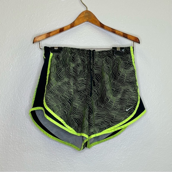 NIKE Women's DRI-FIT Dry Tempo Running Short - Volt Black - Medium - Picture 3 of 15